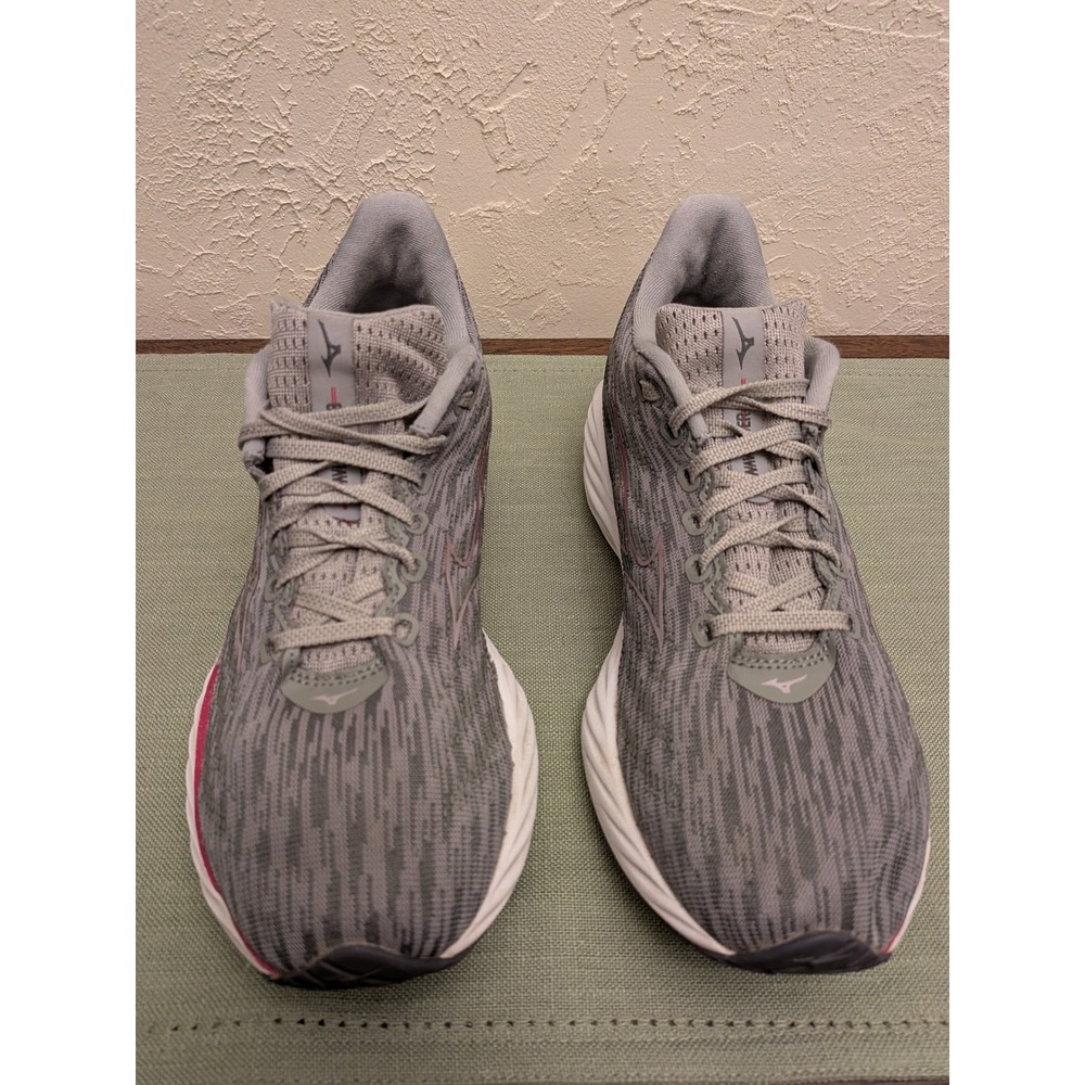 Mizuno Wave Rider 28 Grey Pink Running Shoes‎ Womens 10